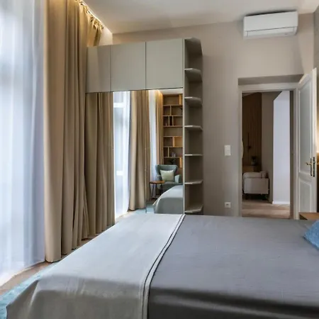 Royale Oktogon Casa vacanze