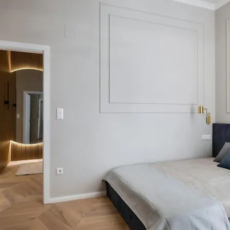 Royale Oktogon Casa vacanze Kaskantyu